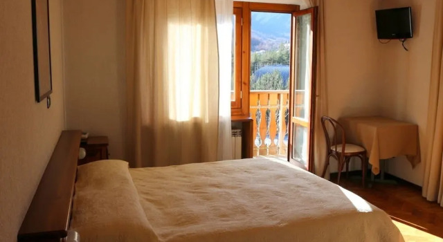 Hotel Bucaneve, Забронировать Отель Бардонеккия Val di Susa