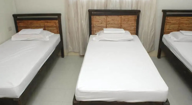 The Manila International Youth Hostel, Rezervovat Hostel Paranaque 