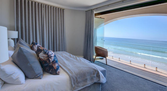 Bay Lodge on the Beach, Book Hotel Hoteller i Mossel med parkering, Parkering