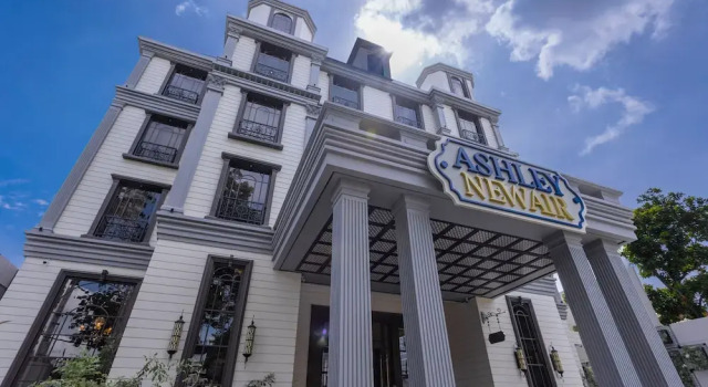 ASHLEY NEWAIR Menteng with Air Purifier, Book Hotel Hotels in Jakarta with Parking, Parking