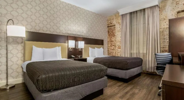Четырёхместный номер Standard Best Western Plus St. Christopher Hotel