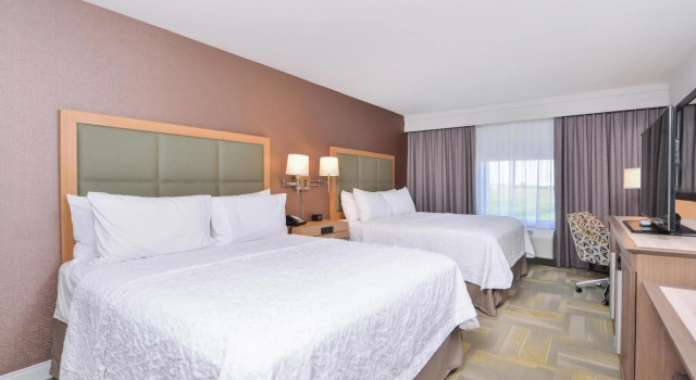 Четырёхместная студия Hampton Inn and Suites Altoona-Des Moines by Hilton