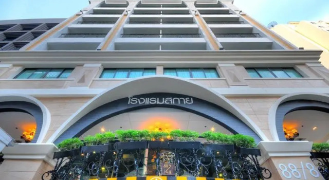 Skye Hotel Bangkok, an Aspira Collection, Забронировать Отель Отели Бангкока с завтраком, рядом с Торговый центр Гейсорн Амарин, Завтраки