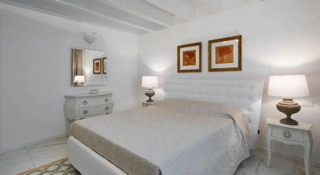 Villa Bianca Luxury Apartments, Забронировать Апартаменты/квартира Лонато-дель-Гарда озеро Гарда