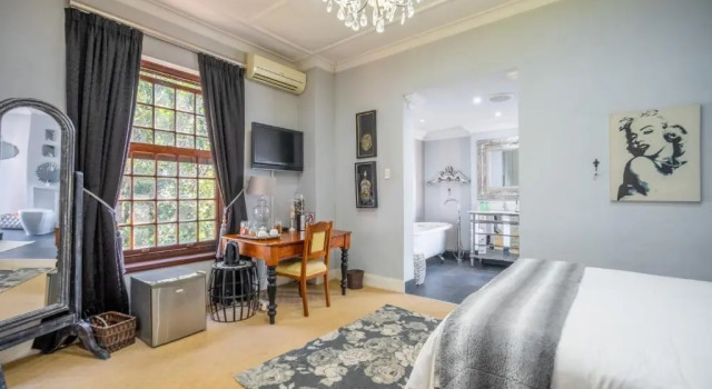 Двухместный номер Deluxe с балконом Holland House B&B