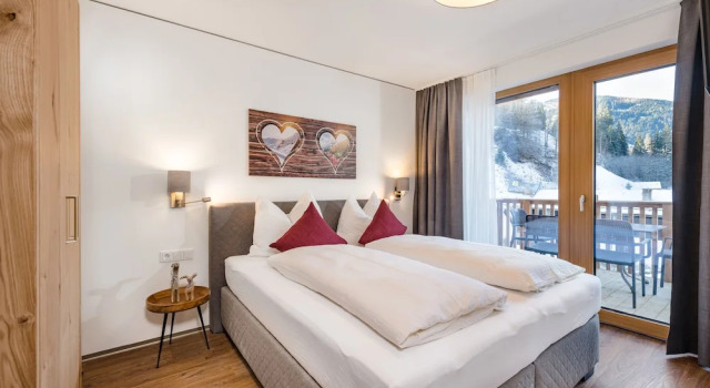 Апартаменты Grand с балконом AlpenParks Hotel & Apartment Hochkönig