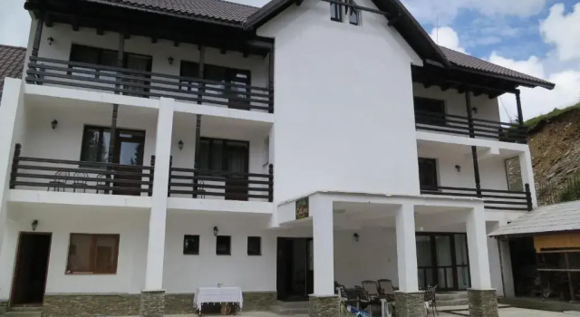 Cetina, Rezerwuj Hotel Ranca Gorj