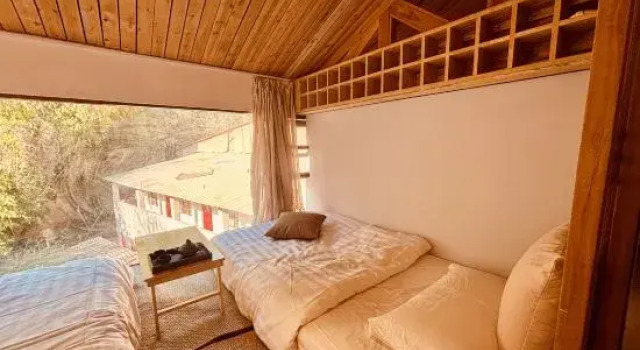 Люкс Mountain Pool and Cloud Realm Homestay Hotel