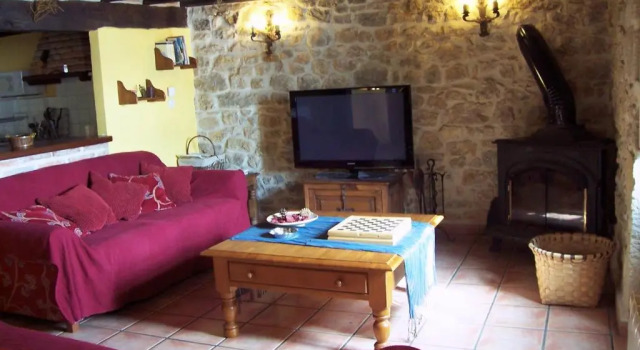 Коттедж с 4 комнатами Casa rural La Toba I y II
