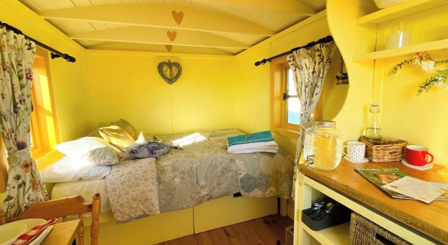Номер Comfort Norfolk Accommodation - mYminiBreak