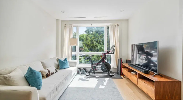 Апартаменты Withers by Rove Travel 1BR Williamsburg Apt