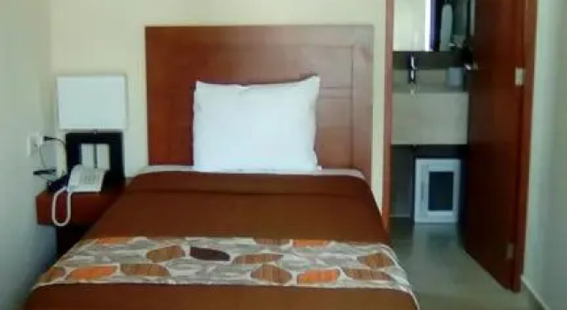 Трёхместный номер Standard Hotel Casa de Oración San José
