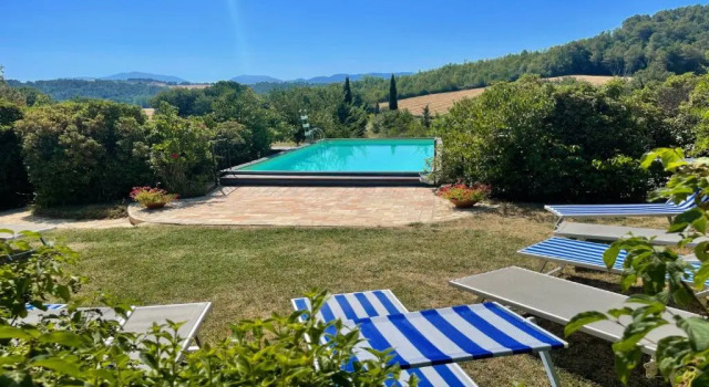 Коттедж Fantastic Views Around Villa With Aircon - Pool, Grounds, Pool House - 12 Guests