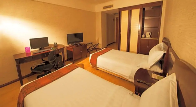 Номер Standard Holiday Inn Express Qingdao Shibei by IHG