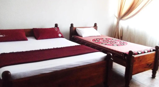 Трёхместный номер Standard Majestic Tourist Hotel