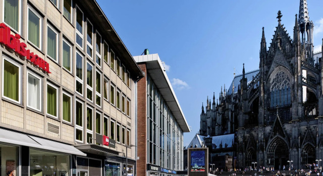 Ibis Hotel Köln Am Dom, Забронировать Отель Отели Старого города - Севера - Кельн с парковкой, рядом с Магазин Dufthaus 4711, Парковка
