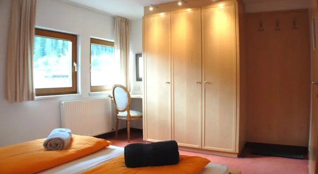Chalet Scherl, Prenota Chalet Hotel a Tirolo con parcheggio, Parcheggio