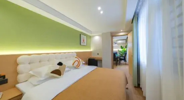 Люкс Qingning Homestay Hotel (Shantou Chaoyang Wenguang Tower)