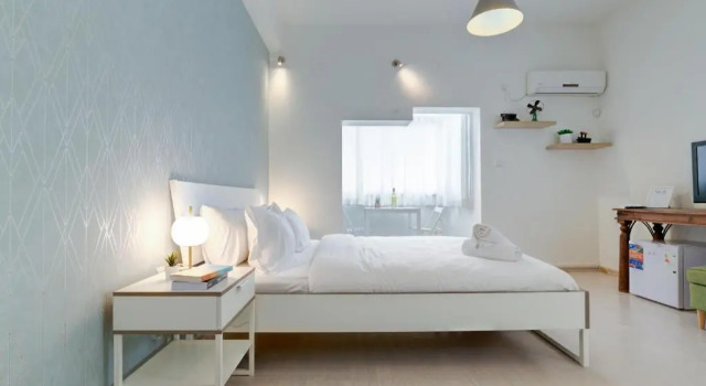 23 Hovevei Tsiyon Street - By Beach Apartments TLV, Забронировать Апартаменты/квартира Тель-Авив Тель-Авивский округ, рядом с Рынок Кармель