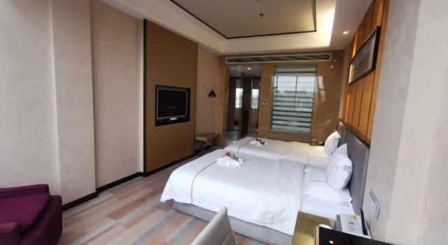 Meilun Xin'an City Hotel, Đặt Khách sạn Khách sạn ở Xiangyang có chỗ đỗ xe, Bãi đậu xe