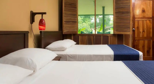 Трёхместный номер Standard Laguna Lodge