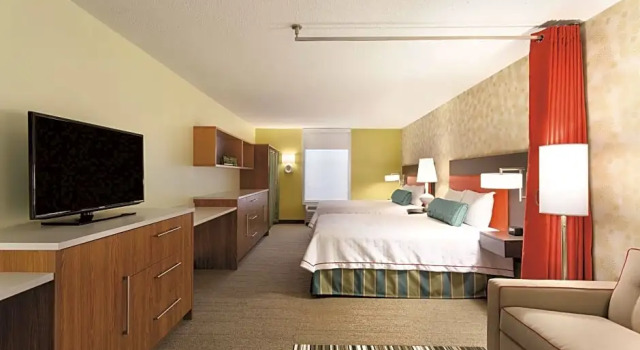 Четырёхместный люкс Home2 Suites by Hilton Pittsburgh Cranberry