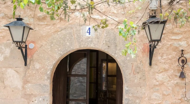 Villa Allegra, Casa de Pueblo en Randa