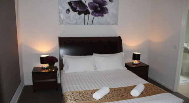 Waratah Villas - Melbourne, Book Hotel  