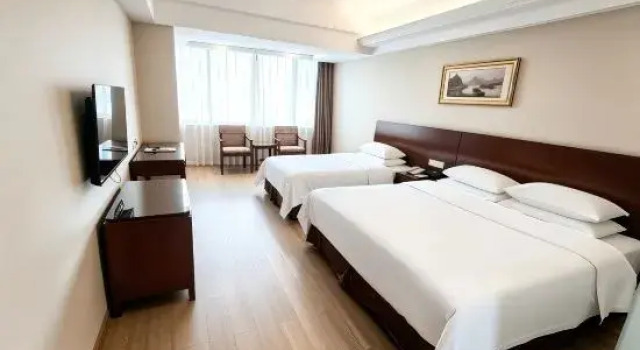 Номер Deluxe Vienna Hotel Shenzhen Yinhu Bus Station