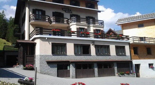 Hotel Meublé Adler
