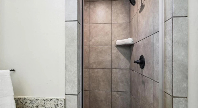 Isle Be Back, Book Hotel Galveston Houston