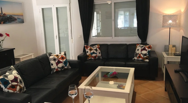 Penthouse, sea Views, Roof Terrace, Communal Pool