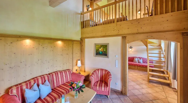 Полулюкс Hotel Happinger Hof