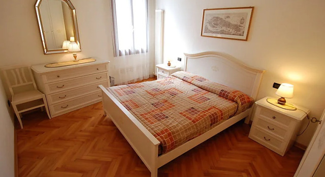 Apartment Al Foghèr by Interhome, Забронировать Апартаменты/квартира Апартаменты Венеции, рядом с Accademia Bridge, Апартаменты/квартира