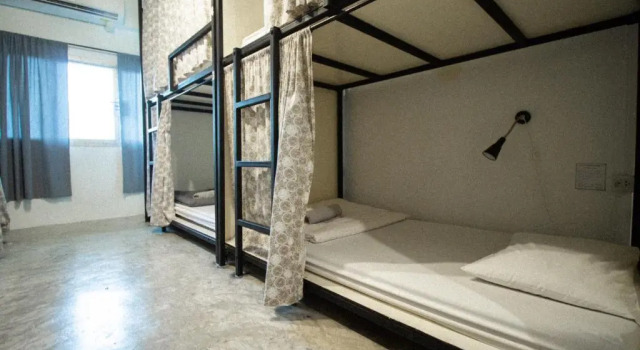 Кровать в общем номере 11:11 Hostel