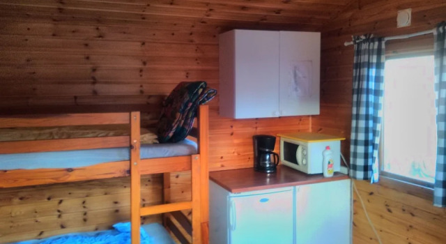 Коттедж Bromölla Camping o Vandrarhem