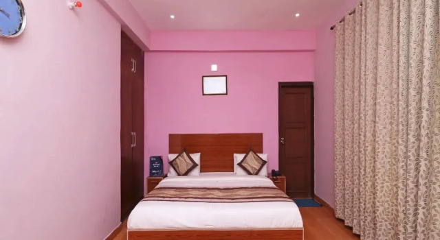 Galaxy Paradise By OYO Rooms