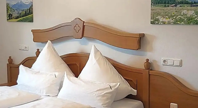 Апартаменты с 3 комнатами Hotel Gruenberger