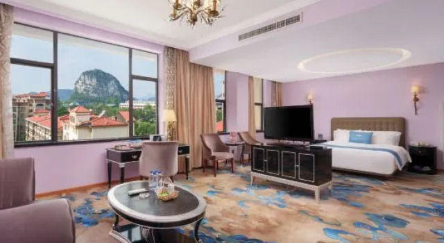 Люкс Executive Royal Hotel