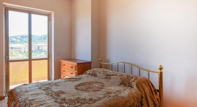 Amazing Apartment in Montauro With 4 Bedrooms, Varaa Huoneisto Montauro Calabria