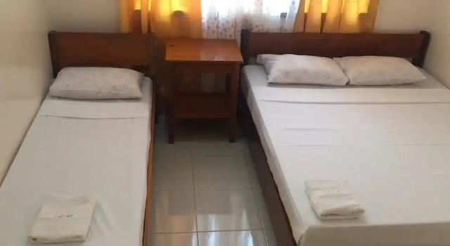 Tay LeLong's Pension House, Prenota Affittacamere Taytay Palawan