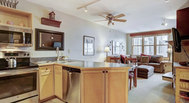 Номер Standard Silver Mill 8253-1br-walk To Slopes! Kids Ski Free! 1 Bedroom Condo by RedAwning