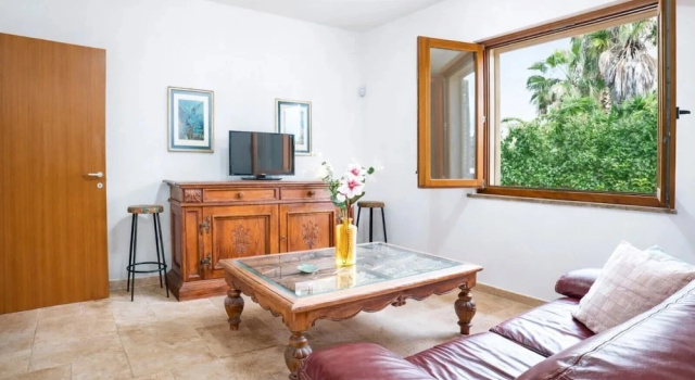 Villa Calura by Salento Affitti, Buchen Sie Villa Villen in Torre Suda, Villa