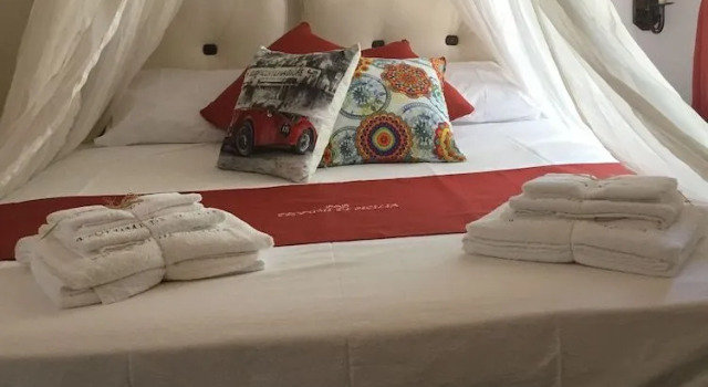 B&B Profumi di Sicilia, Забронировать Отель «постель и завтрак» Кальтаниссетта Сицилия