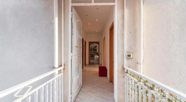 Appartamento in Villa Marlory, Book Lejlighed Lejligheder i Monreale, Lejlighed