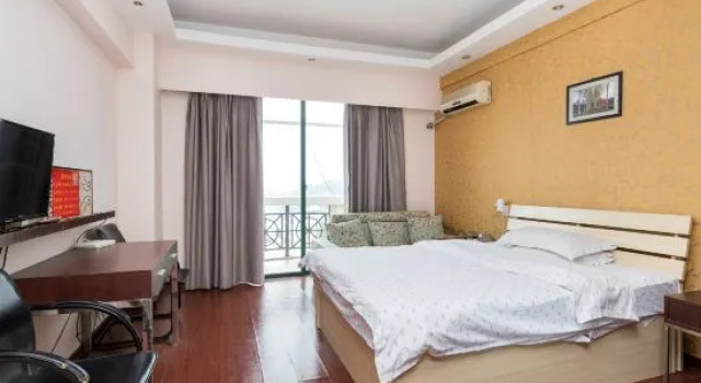 Baolong Apartment Hotel