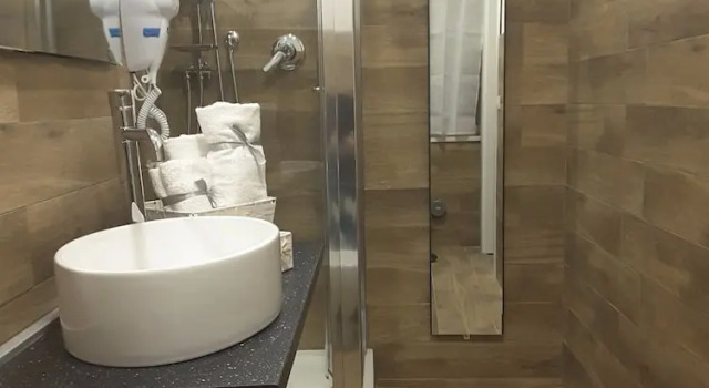 Standard cvadruplă cameră B&B Abatjour