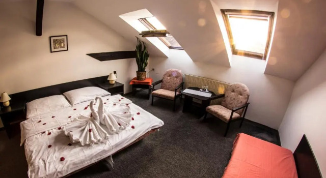 Трёхместный номер Standard Hotel Pyramida
