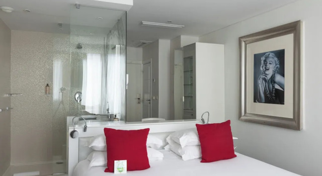 Номер Standard Hotel Renoir