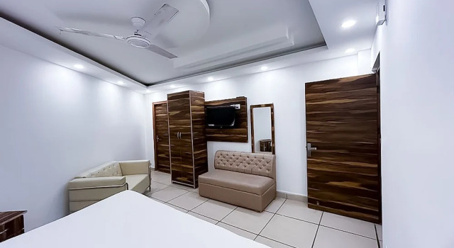 Roomshala 087 Green High, Забронировать Отель Отели Нью-Дели с завтраком, Завтраки